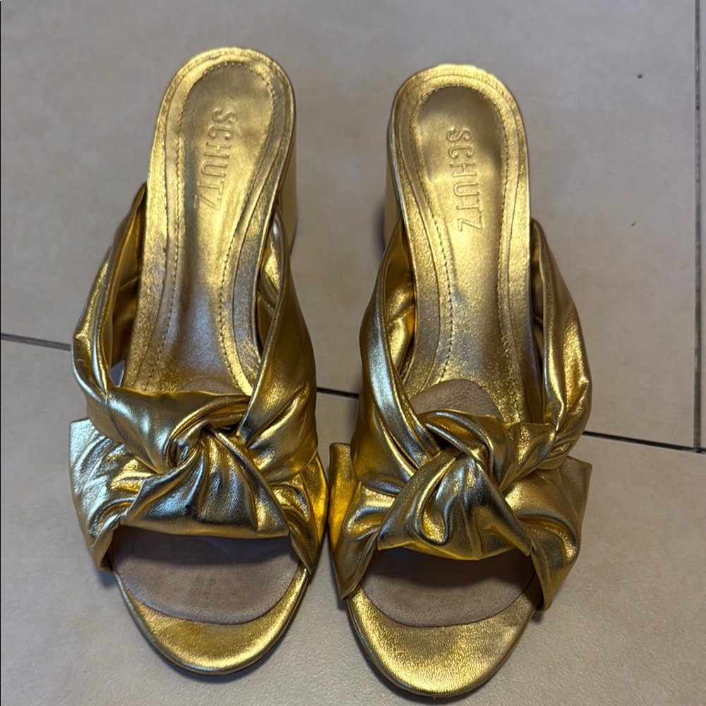 SCHUTZ 8.5 Metallic Gold Knotted Heels